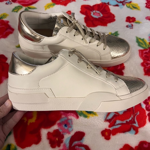 Dolce Vita Shoes - Dolce Vita Helix Gold Multi